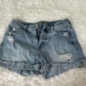 Arizona Jean Company Women's Blue Denim Shorts